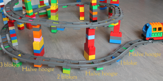 lego duplo treinbaan omhoog