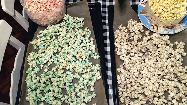 recept gekleurde popcorn drogen