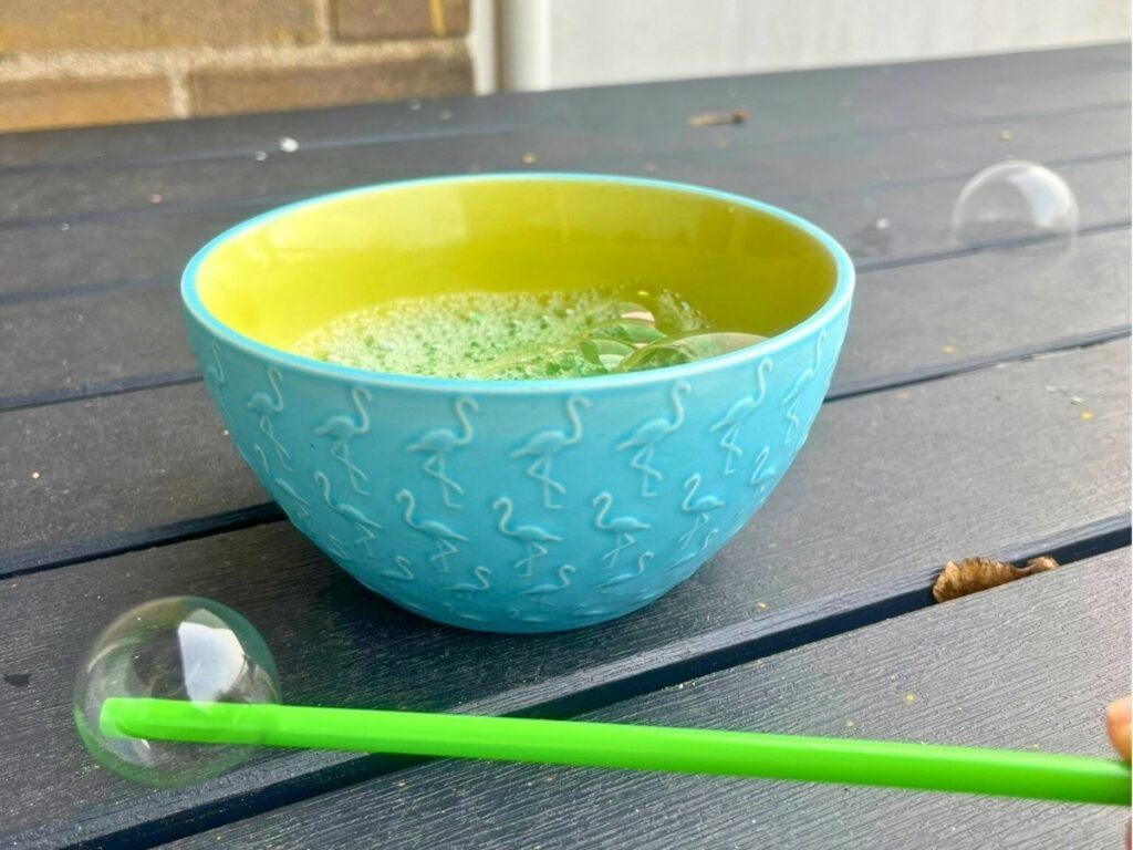 nodig bevroren bellenblaas