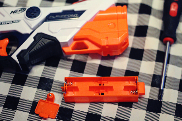 NERF Laser Ops Pro batterijen