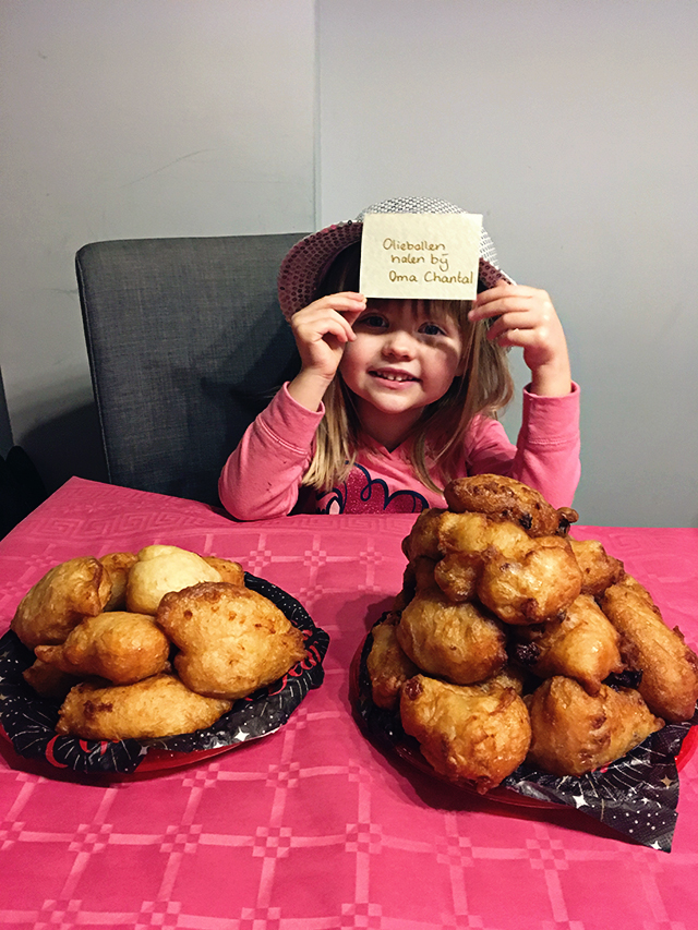 aftellen nieuwjaar 1600 uur oliebollen halen