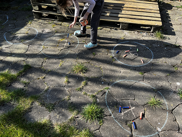 tafels oefenen spelletje buiten