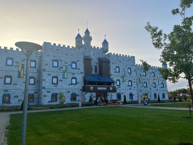 lego kasteel hotel Halloween