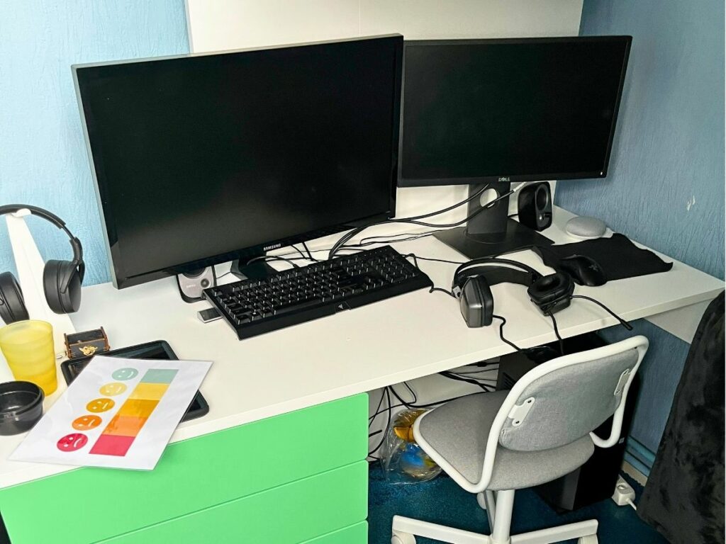 georganiseerde werkruimte kind