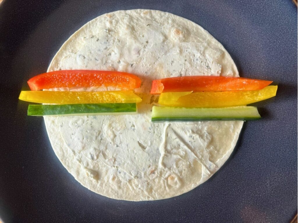 kind wraps maken samen in de keuken